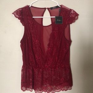 Bke boutique lace top size M